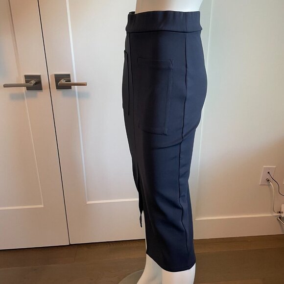 Finery London Fashion Group Bodycon Polyamide Blend Midi Skirt Navy 4 US/8 UK - Picture 2 of 12